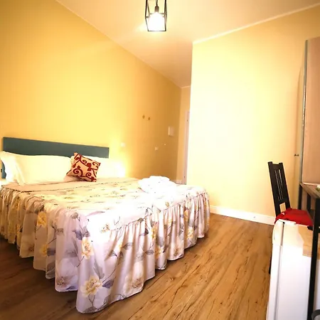 Al Quadrato D'oro 4*